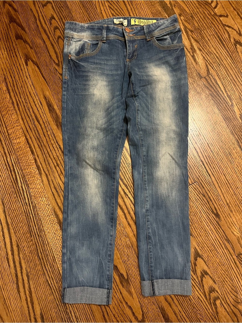 Ladies Blue Washed Jeans